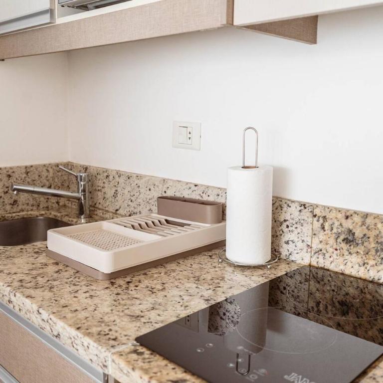 Nuevo y luminoso 1BR en excelente ubicación - One-Bedroom Apartment with Balcony - 63