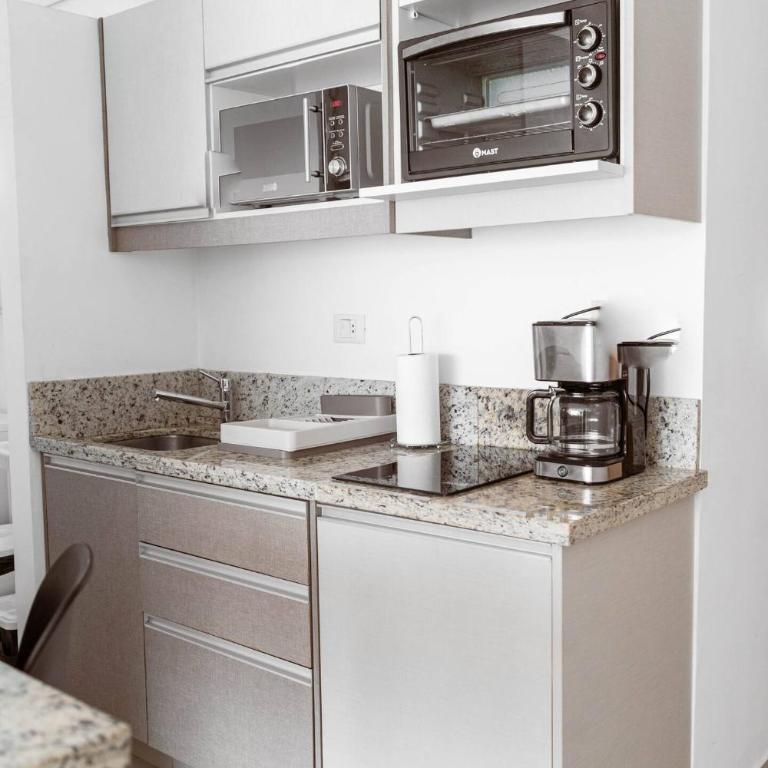 Nuevo y luminoso 1BR en excelente ubicación - One-Bedroom Apartment with Balcony - 83