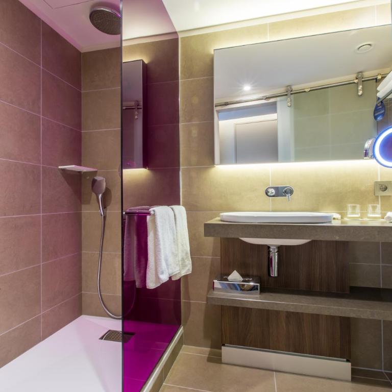 Radisson Blu Hotel, Lyon - Chambre Premium - Vue Panoramique sur Vieille Ville - 7