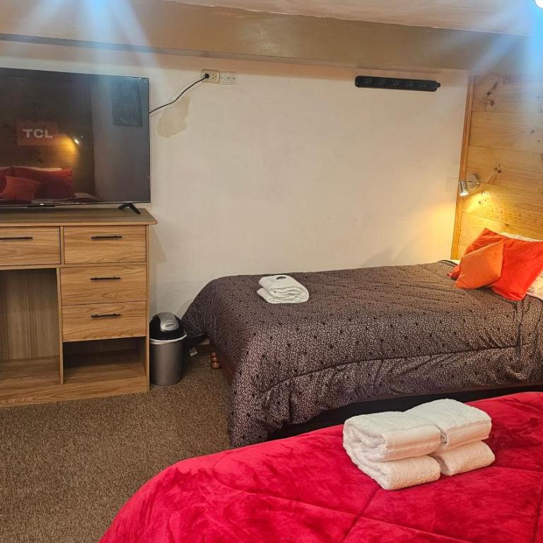 CASA SAPANTIANA, cerca a Sacsayhuaman - Habitación con cama extragrande y vistas a la montaña - 5