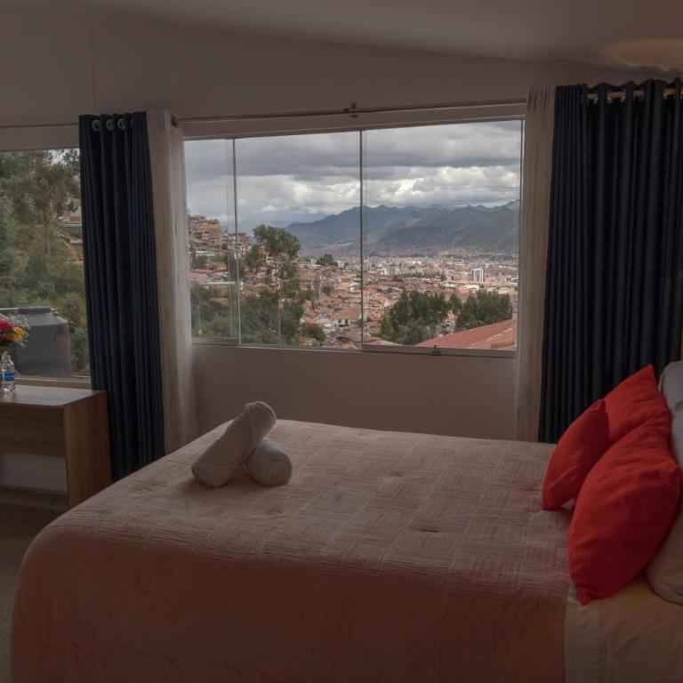 CASA SAPANTIANA, cerca a Sacsayhuaman - Habitación Doble Estándar con vistas a la montaña - 2 camas - 9