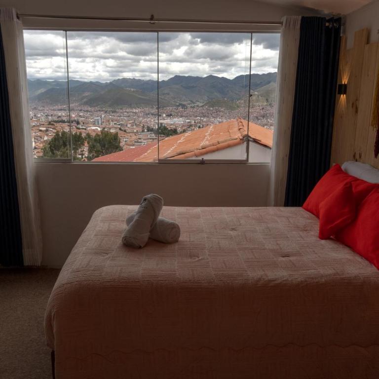 CASA SAPANTIANA, cerca a Sacsayhuaman - Habitación Doble Estándar con vistas a la montaña - 2 camas - 4
