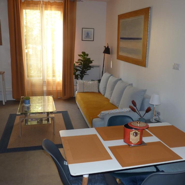 Le Libération - One-Bedroom Apartment - 4