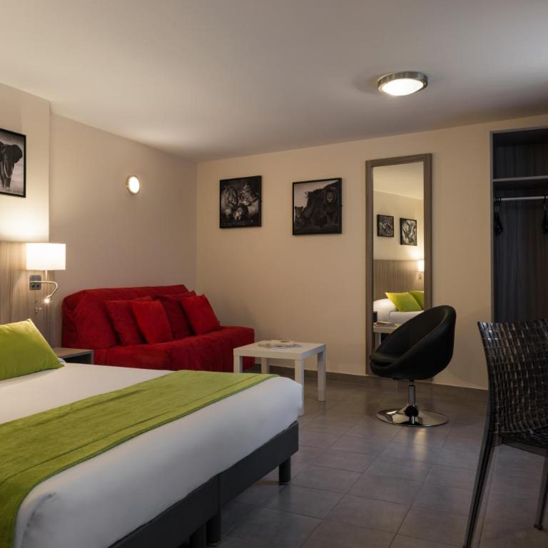 Reims Hotel - Chambre Quadruple - 1