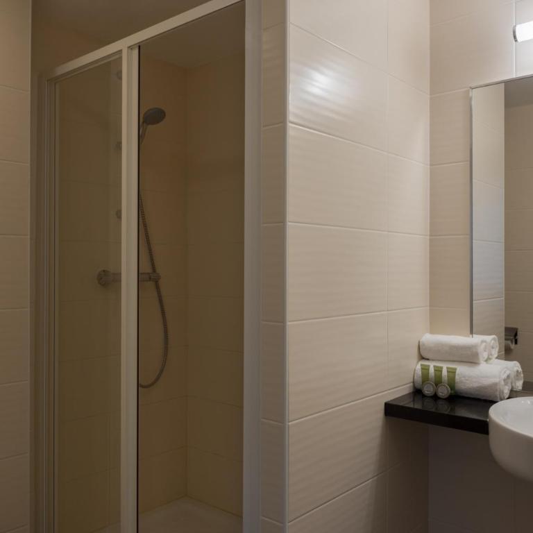 Reims Hotel - Chambre Quadruple - 3