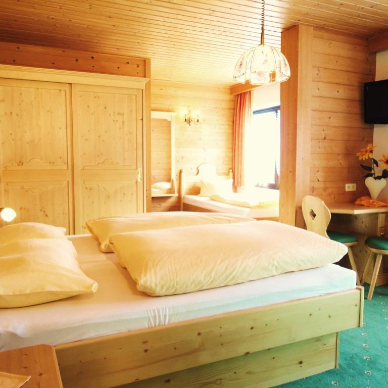 Alpenhof Schwaiger - Hotel Garni - mit Hochkönig Card - Familienzimmer - 1