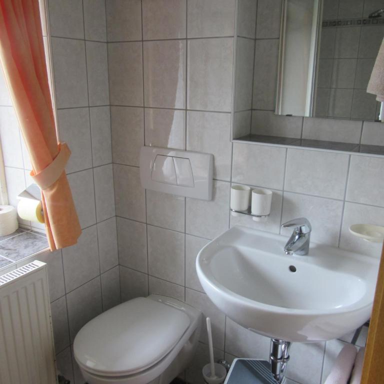 Gasthof Waldrast - Chambre Triple avec Douche - 4