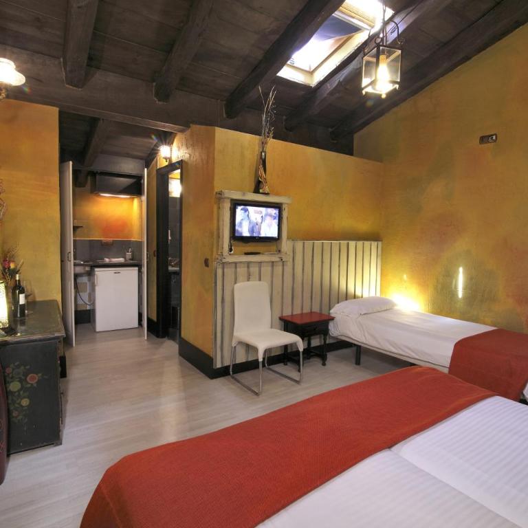 Apartamentos El Tiempo Madrid - Triple Room - 4