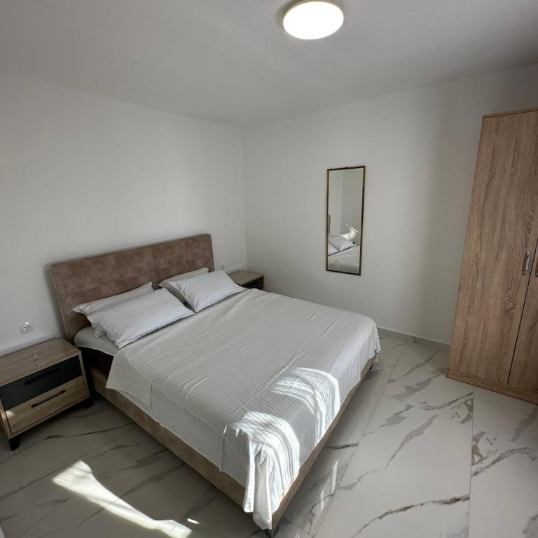Ani Sea Lux - Two-Bedroom Apartment - 9
