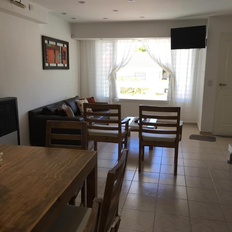 Triplex Somuncura - Two-Bedroom Apartment - 12