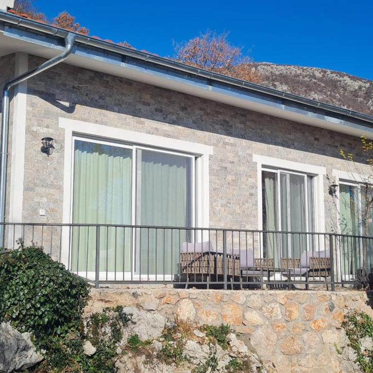 Sunrise Villa - Villa - 1