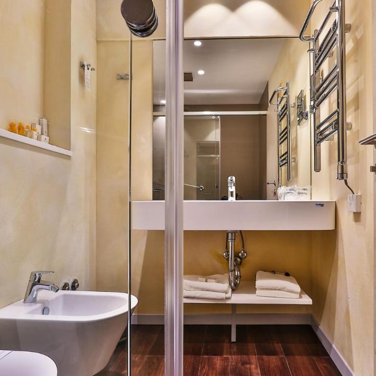 Hotel Palma - Junior Suite with Side Sea View - 4