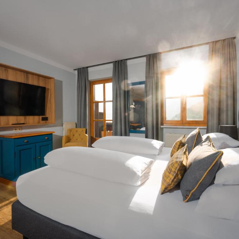 MONDI Appartements am Grundlsee - Doppelzimmer mit Seeblick - 6