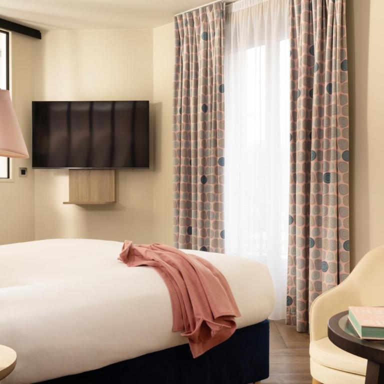 Hôtel de Sévigné - Chambre Triple Deluxe - 7