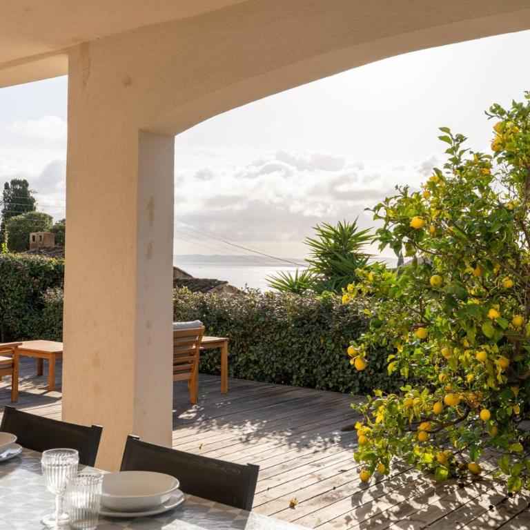 L'appartement Port-Cros au Lavandou - Appartement 2 Chambres avec Terrasse - 1
