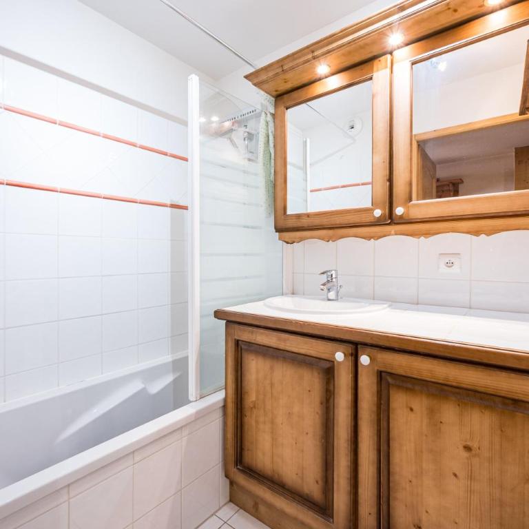Village Lessy - Apt. O6 - Proche Station Ski - Two-Bedroom Apartment - 6