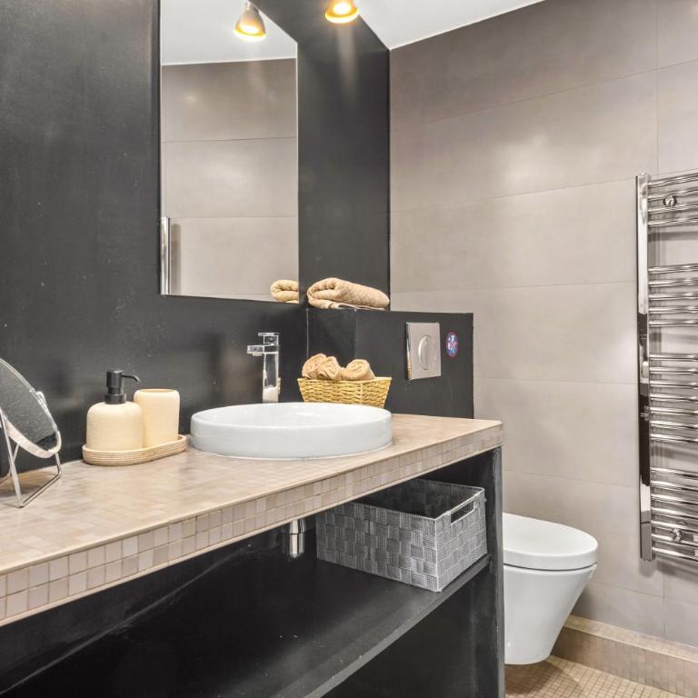 Coeur de ville - Charmant appartement rénové - FS - Appartement 1 Chambre - 5