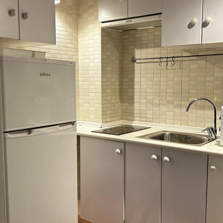 Apartamentos Chueca 6 - One-Bedroom Apartment - 8