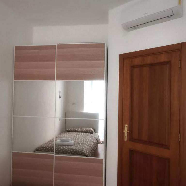 Silvia Butterfly Flat - Three-Bedroom Apartment - 21