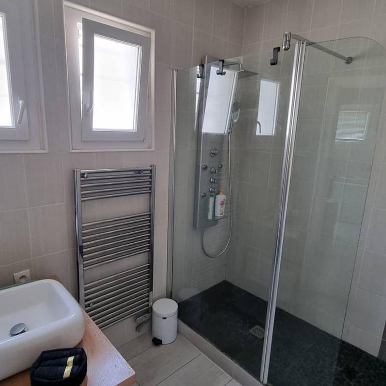 Villa moderne climatisée avec Wi-Fi, proche plage pour 6 pers. - FR-1-696-49 - Casa Vacanze - 13