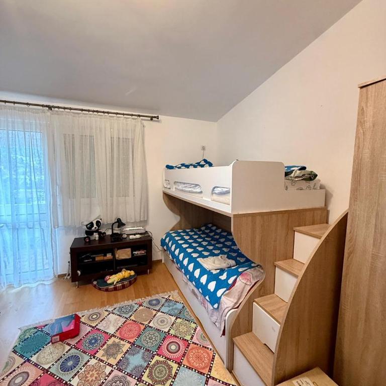 Sutomore 3-bedroom apartment - Three-Bedroom Apartment - High Floor - 4