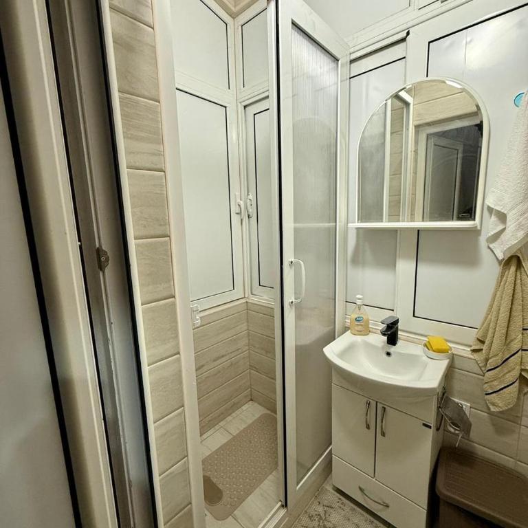 Sutomore 3-bedroom apartment - Three-Bedroom Apartment - High Floor - 9