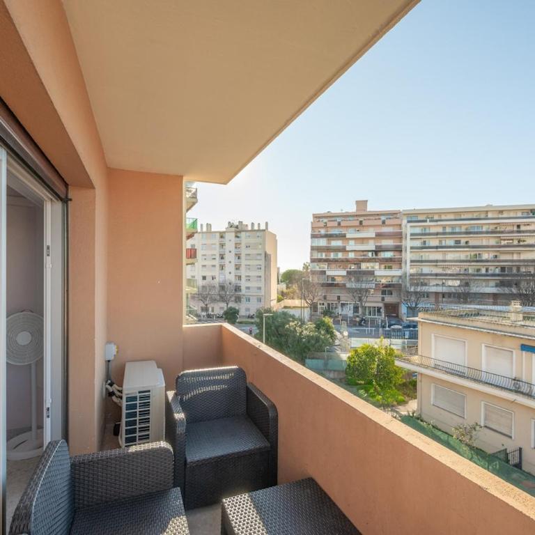 Appartement T2 Juan les Pins proche de la mer - Appartamento con 1 Camera da Letto - 11