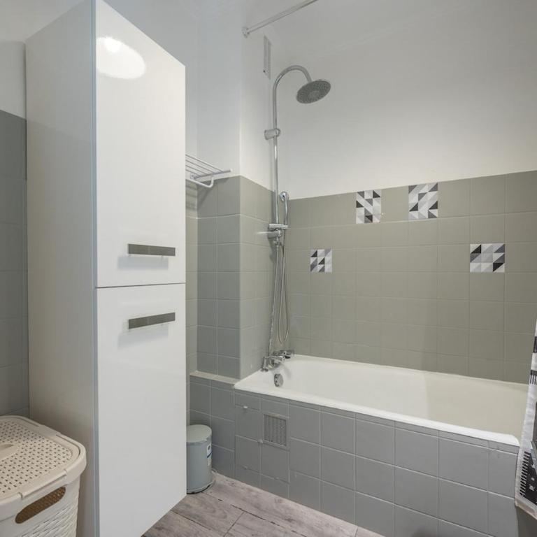 Appartement T2 Juan les Pins proche de la mer - Appartamento con 1 Camera da Letto - 14