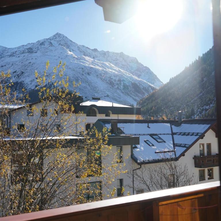 Zirben Nest - Apartment mit 1 Schlafzimmer, Balkon und Bergblick - 3