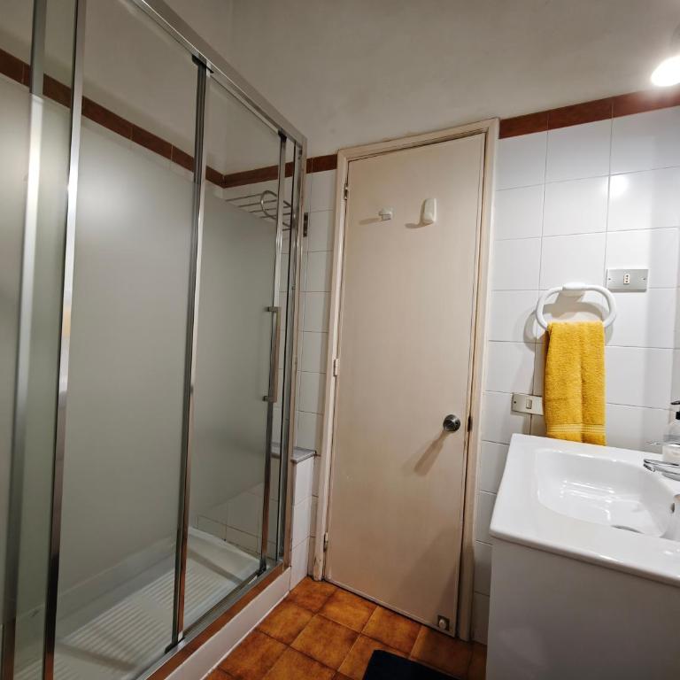 lovely bungalow with parking - Casa de 2 dormitorios - 23