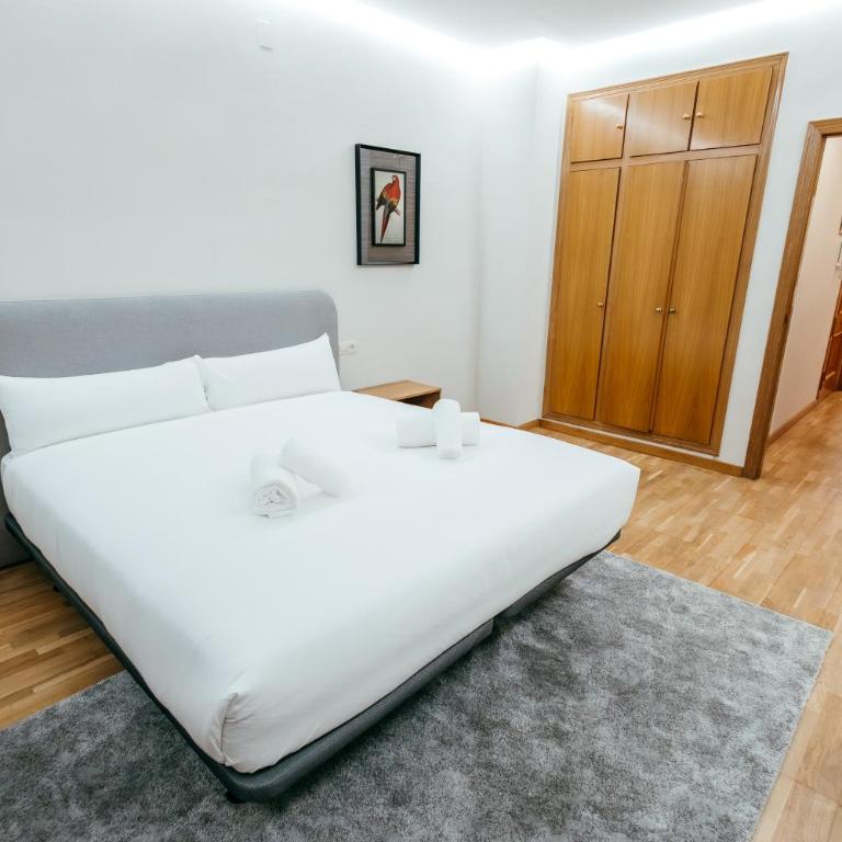 Apt Almas, City Hall 1 Min, 4 Pax, Smart Tv - One-Bedroom Apartment - 12