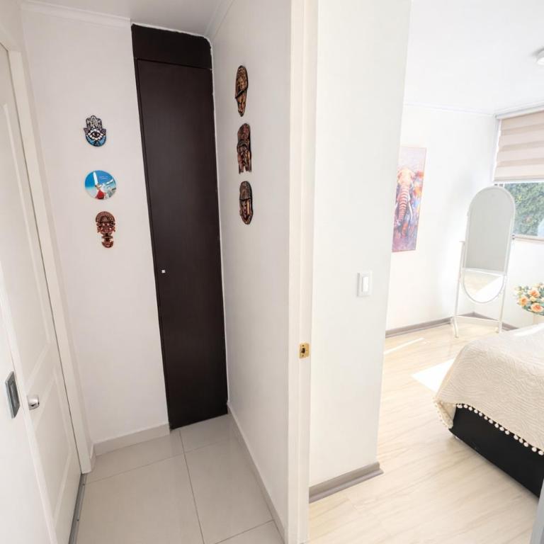 A pasos de La Moneda 2 hab, 2 baños y balcón - Family Suite - 13