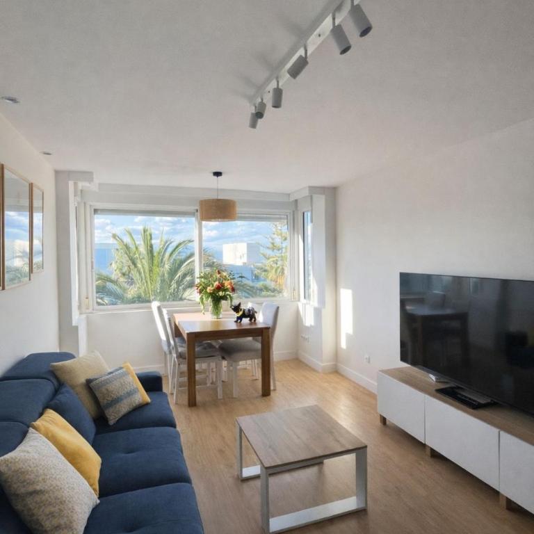 AriaSpot Alicante - Two-Bedroom Apartment with Sea View - 4