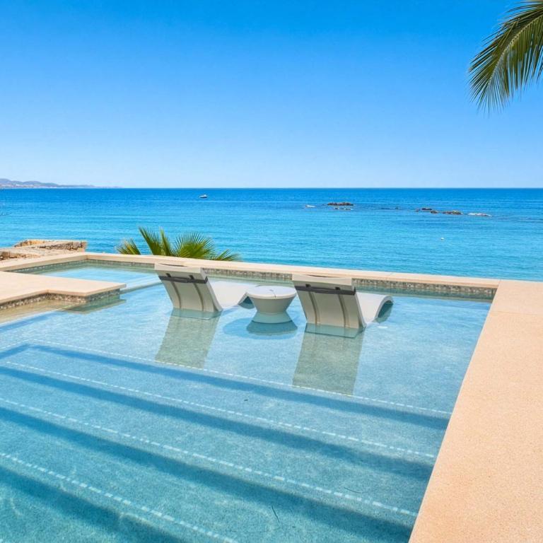 Oceanfront Villa with Pool, Hot Tub, Fireplace & BBQ - Villa - Beach Front - 14