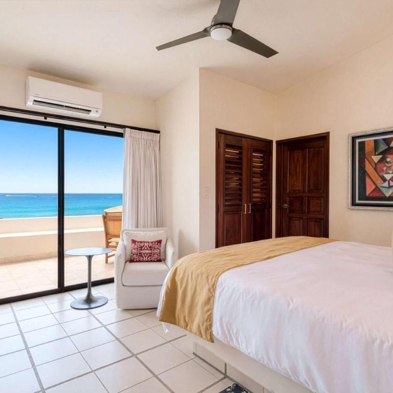 Oceanfront Villa with Pool, Hot Tub, Fireplace & BBQ - Villa - Beach Front - 10