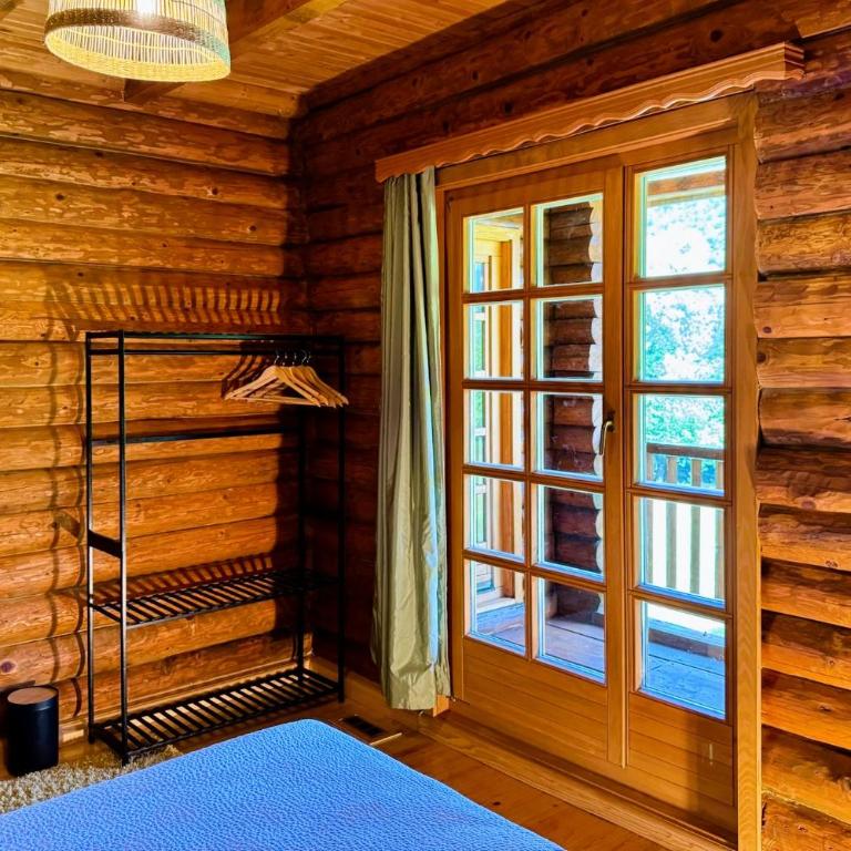 Pine River Dobrenica - Three-Bedroom Chalet - 31