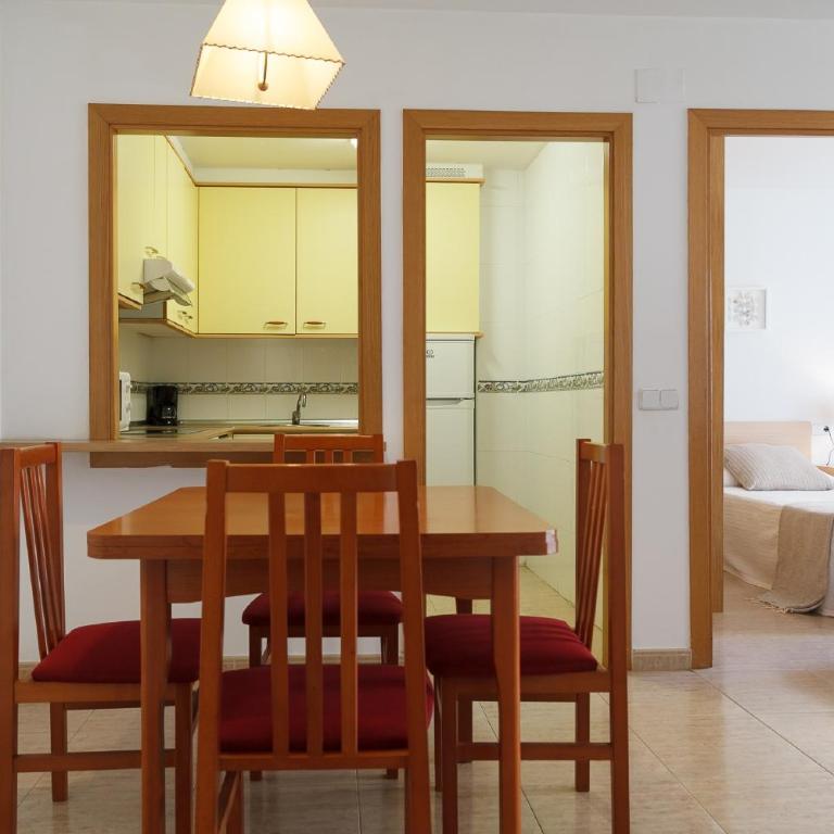 UHC Larimar Family Complex - Apartamento de 2 dormitorios con vistas a la piscina - 12