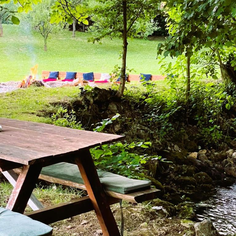 Pine River Dobrenica - Three-Bedroom Chalet - 41