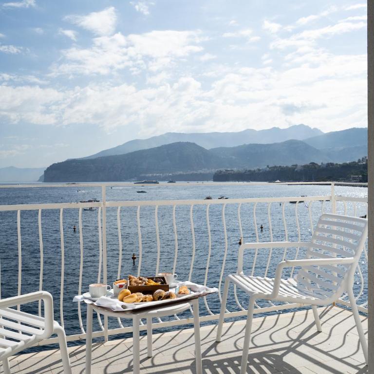 Admiral Hotel - Camera Matrimoniale/Doppia con Letti Singoli con Vista Mare - 6