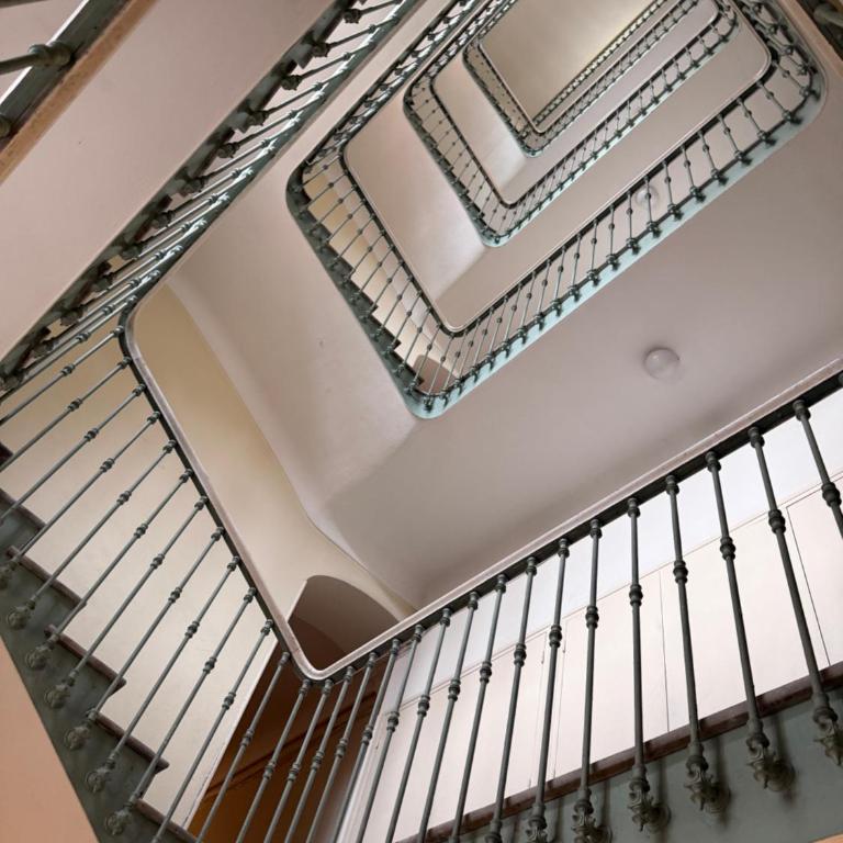 Appartement Ombragé 44m2 Riviera Palace Belle-Epoque, Restomod et Literie Prestige - Appartement 2 Chambres - 31
