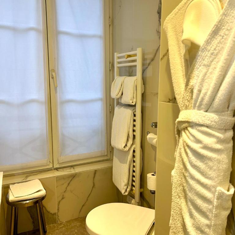 Hôtel de Varenne - Chambre Double ou Lits Jumeaux Supérieure - 12