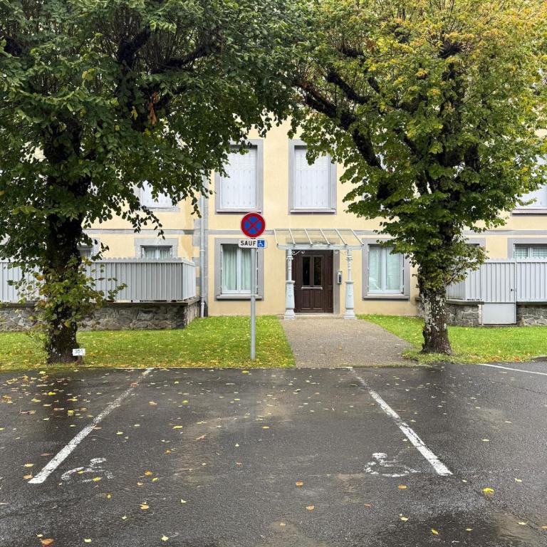 Dernier étage et jardin suspendu face au Sancy - Apartment mit 3 Schlafzimmern - 48