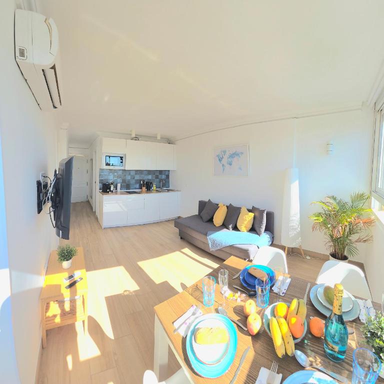 Salome Nogalera Sea View apartment 2 Bedroom City center walking distance to the beach and train station by NAMASTE ELITE - Apartamento de 2 dormitorios - 1