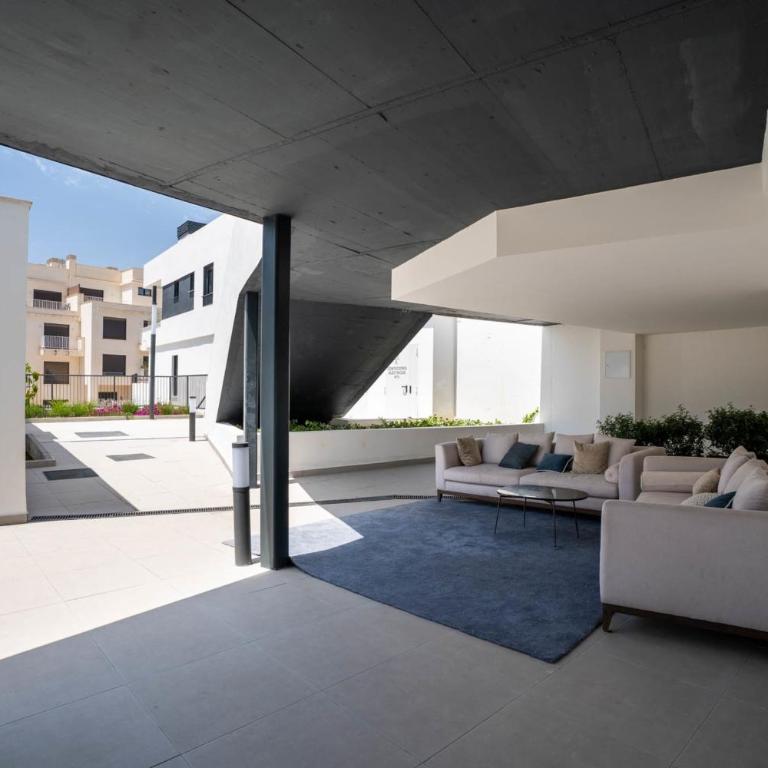 Luxury and modern 3 Bedroom townhouse walking distance to the beach! - Casa - 17