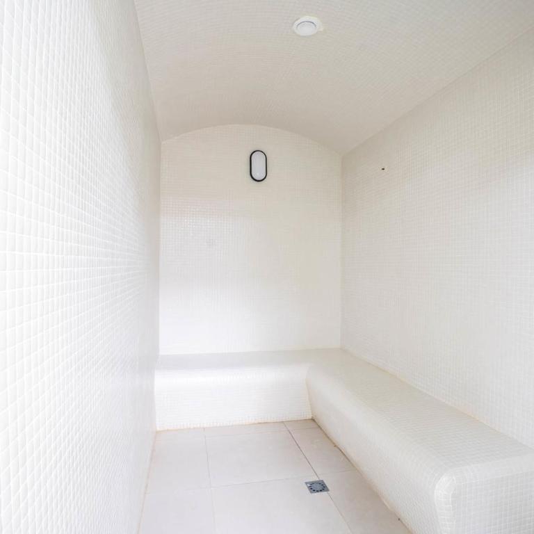 Luxury and modern 3 Bedroom townhouse walking distance to the beach! - Casa - 23