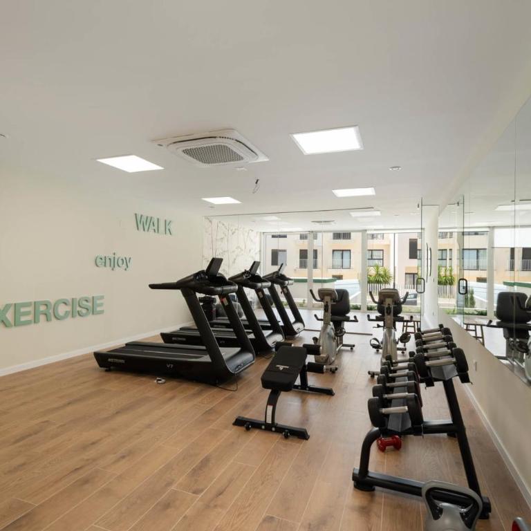 Luxury and modern 3 Bedroom townhouse walking distance to the beach! - Casa - 25