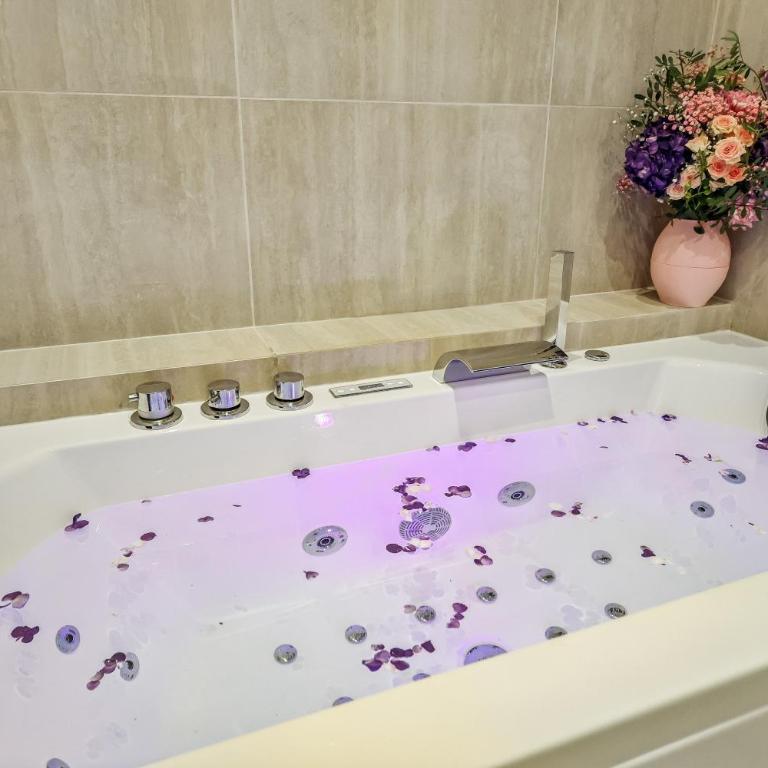 Lavie Maison - Design Suite & Spa Bath - Appartement - Rez-de-Chaussée - 19