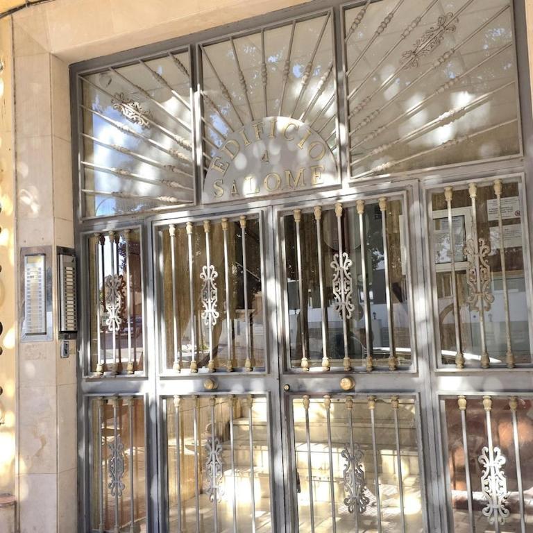 Salome Nogalera Sea View apartment 2 Bedroom City center walking distance to the beach and train station by NAMASTE ELITE - Apartamento de 2 dormitorios - 40