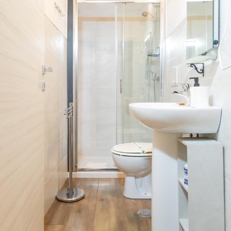 Volte Antiche & Comfort Moderno a Due Passi da Termini - Appartamento con 2 Camere da Letto - 29