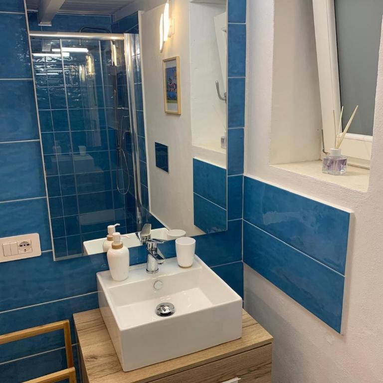 Suite Lucrezia - Appartamento con 1 Camera da Letto - 5